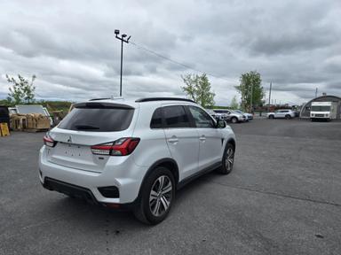 Mitsubishi RVR 2023 - Thumbnail 3