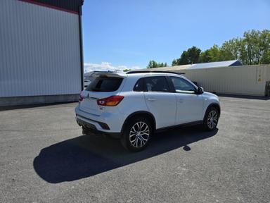 Mitsubishi RVR 2018 - Thumbnail 4
