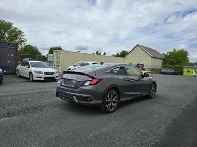 Honda Civic 2020 - Thumbnail 3