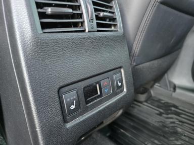 Mitsubishi Outlander 2023 - Thumbnail 19