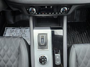 Mitsubishi Outlander 2023 - Thumbnail 15