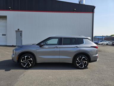 Mitsubishi Outlander 2023 - Thumbnail 24