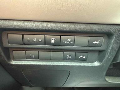 Mitsubishi Outlander PHEV 2023 - Thumbnail 13