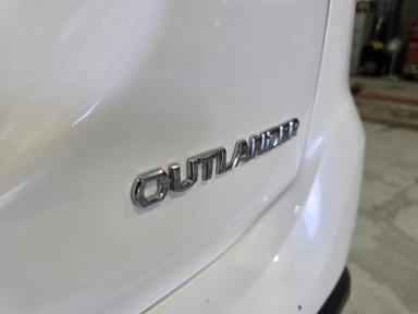 Mitsubishi Outlander 2016 - Thumbnail 25