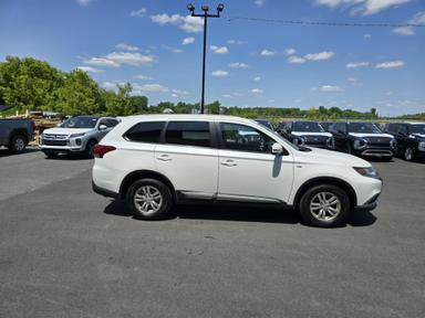 Mitsubishi Outlander 2016 - Thumbnail 19