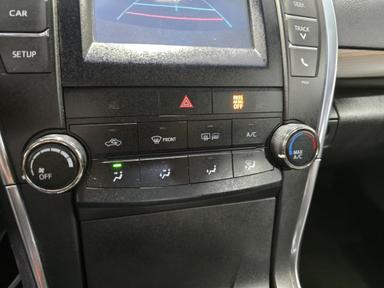 Toyota Camry 2016 - Thumbnail 18