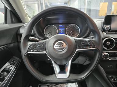 Nissan Sentra 2023 - Thumbnail 8