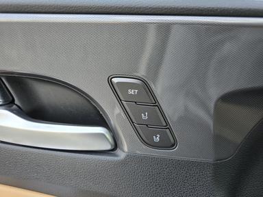 Hyundai Santa Fe 2022 - Thumbnail 10