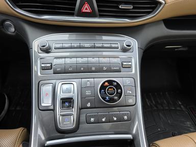 Hyundai Santa Fe 2022 - Thumbnail 19