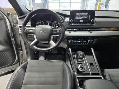Mitsubishi Outlander 2023 - Thumbnail 10